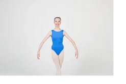 Claudia Dean Giselle Icicle