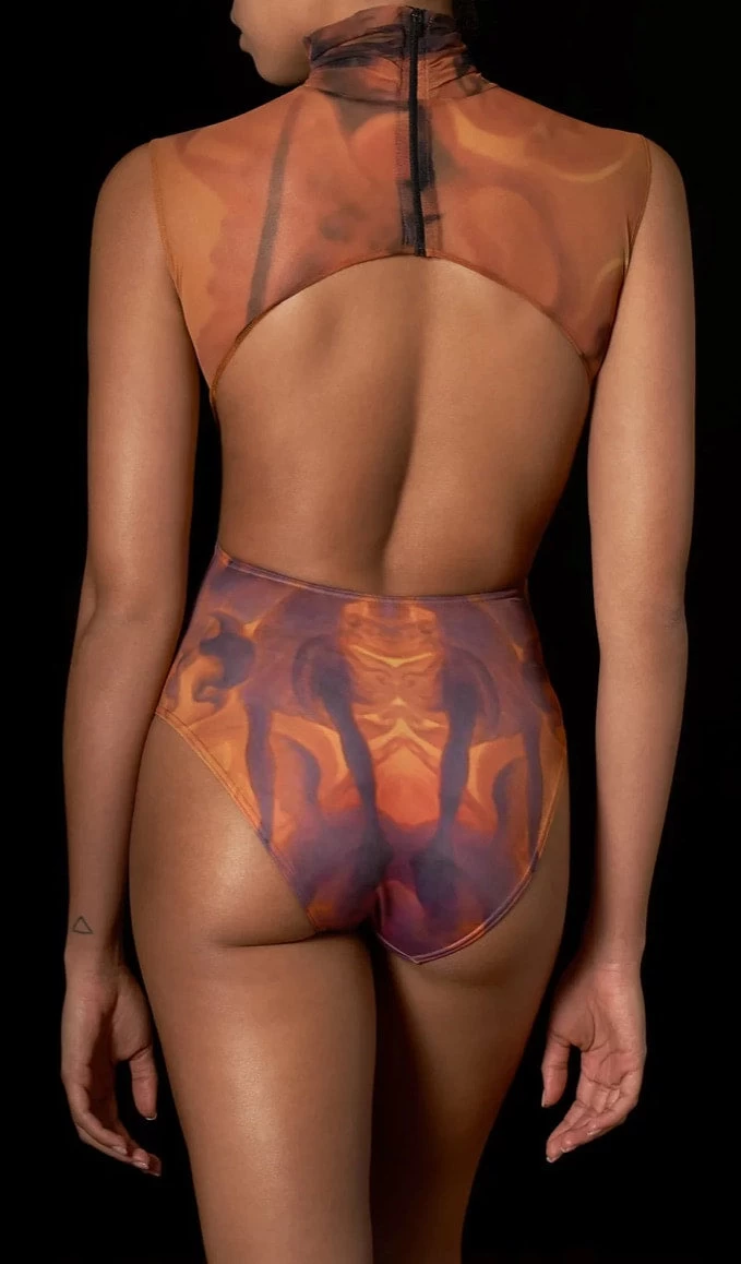 THE ORACLE High Neck Cut Hand Made In Italy- New Arrival- Will Go Fast 5 THE ORACLE High Neck Cut Hand Made In Italy- New Arrival- Will Go Fast - Image 3